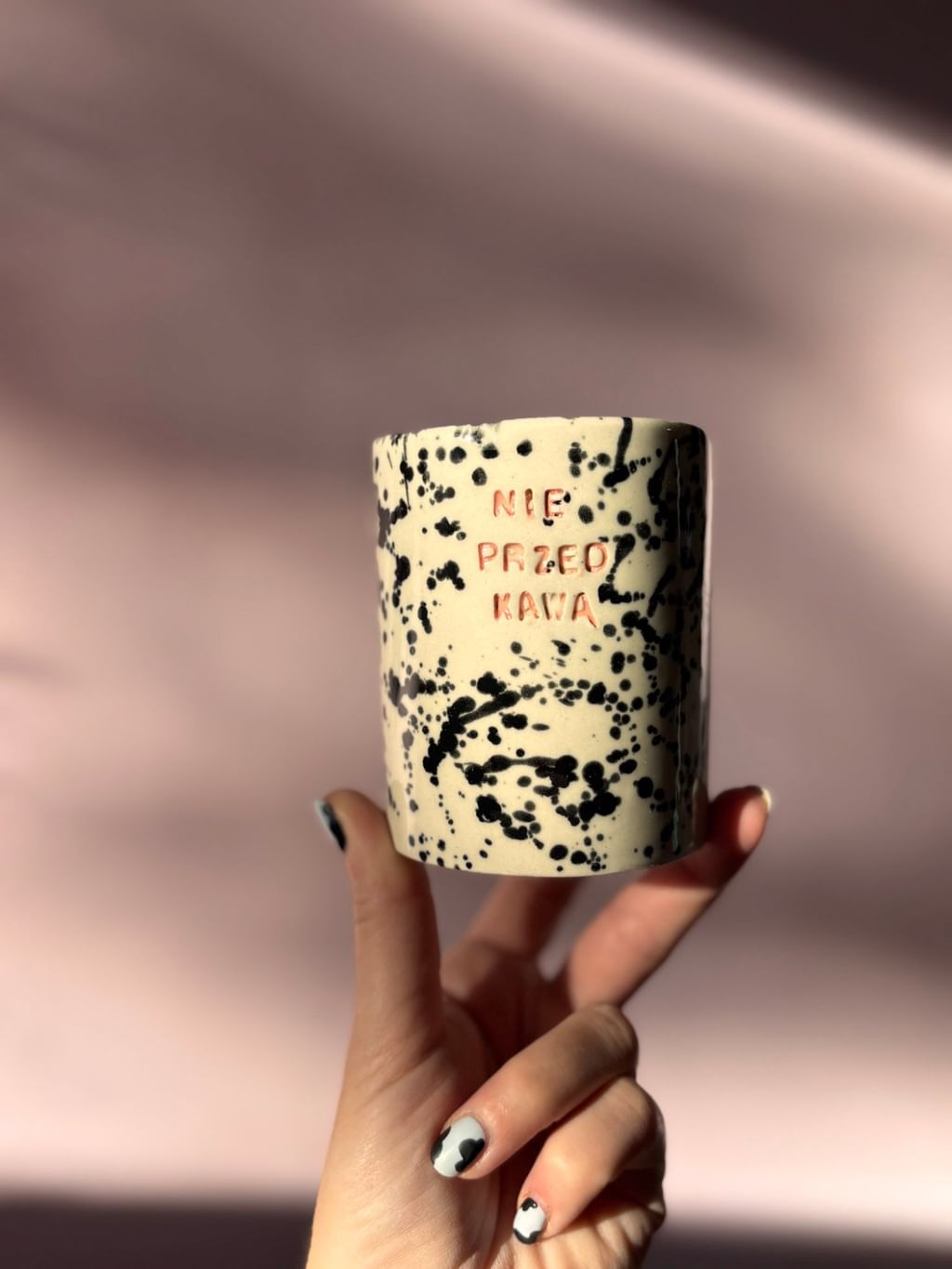 Czarka prosta z napisem NIE PRZED KAWĄ