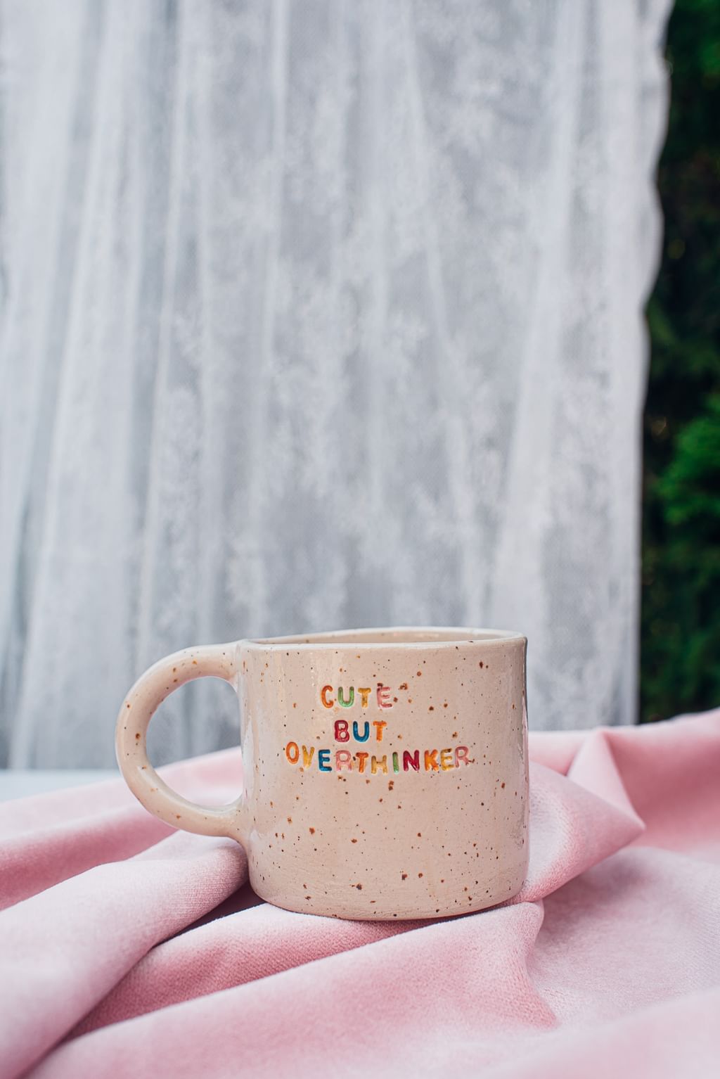 Kubek Cute but overthinker