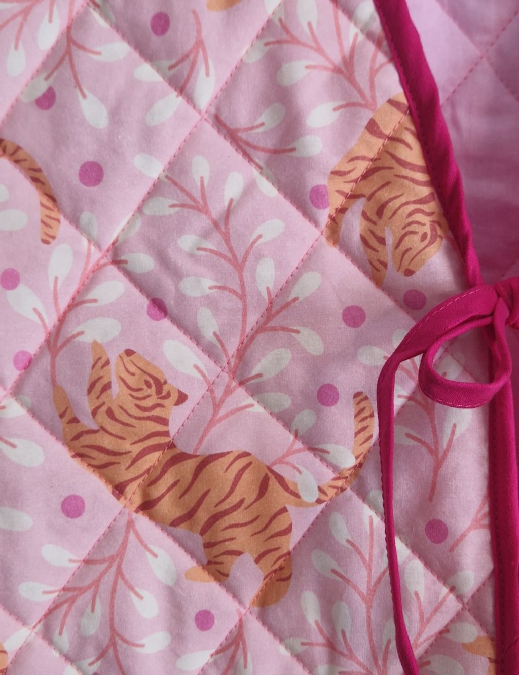 Pikowana kamizelka Tiger Pink