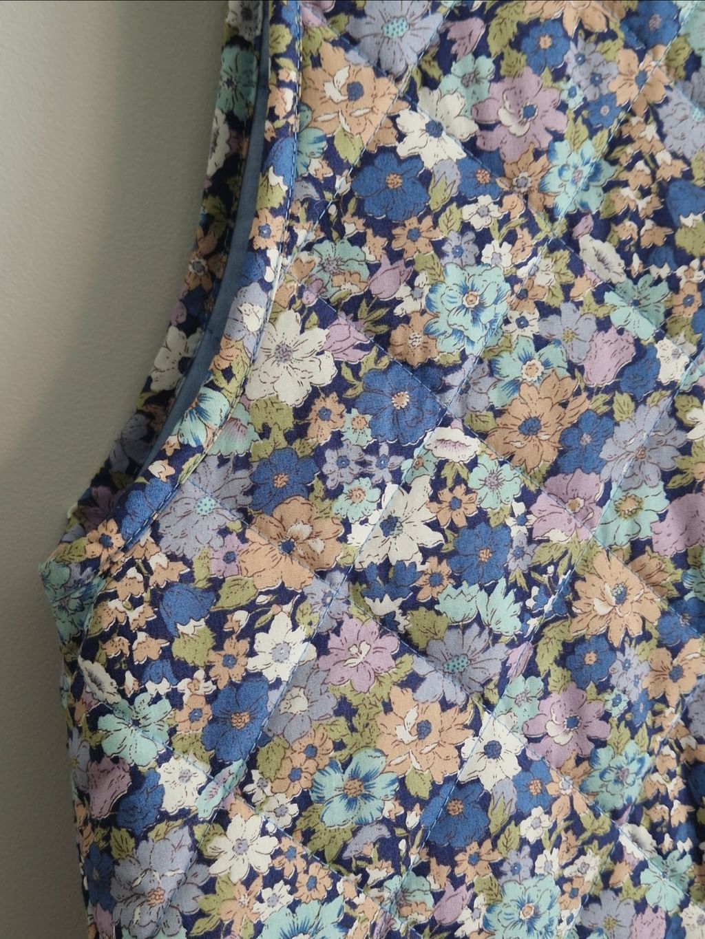 Pikowana kamizelka Vintage Flowers Blue