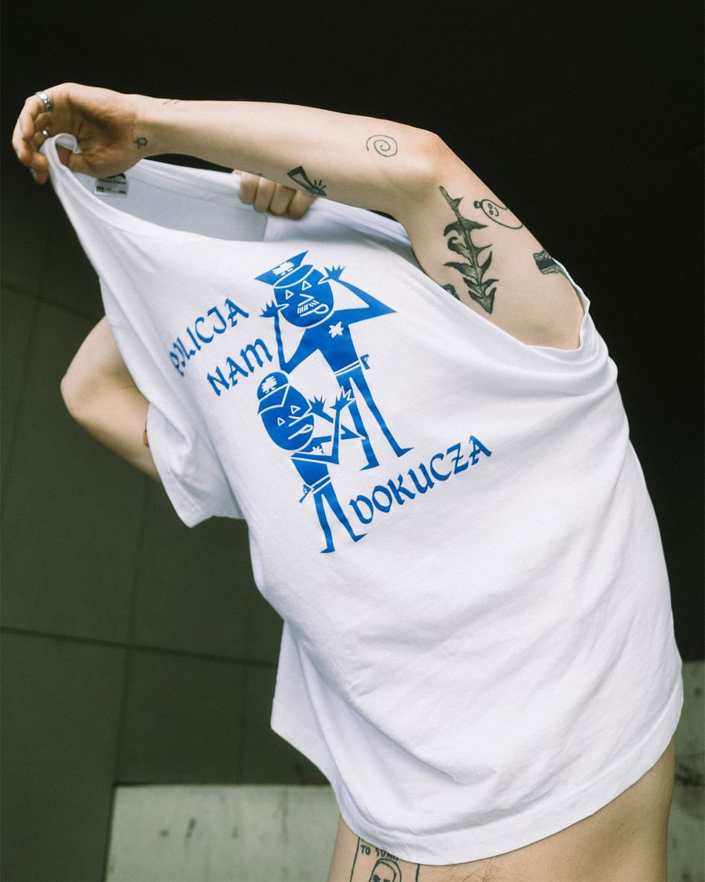 koszulka POLICJA NAM DOKUCZA