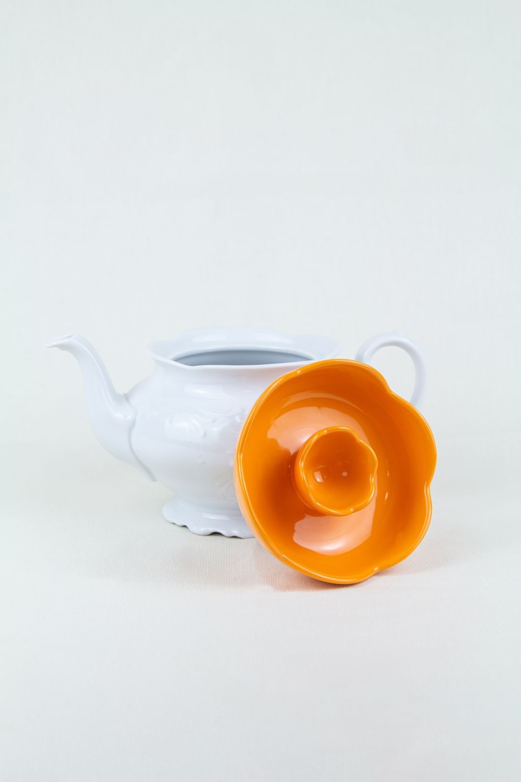 Czajnik vintage z pomarańczową pokrywką FLOR