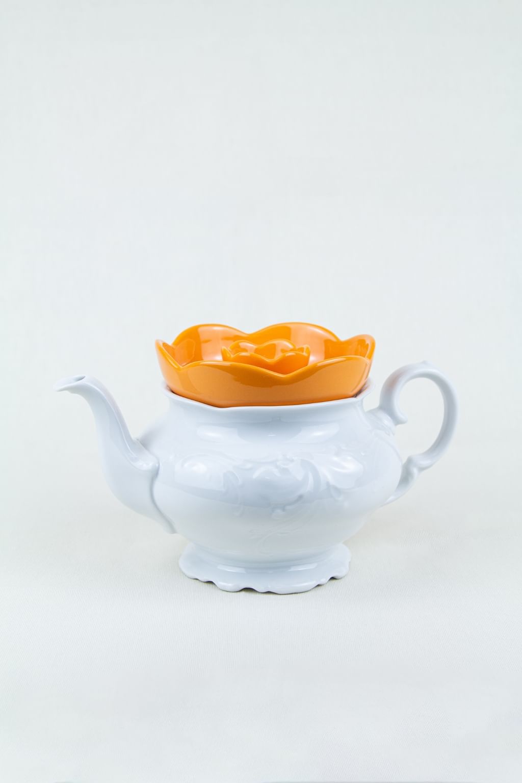 Czajnik vintage z pomarańczową pokrywką FLOR