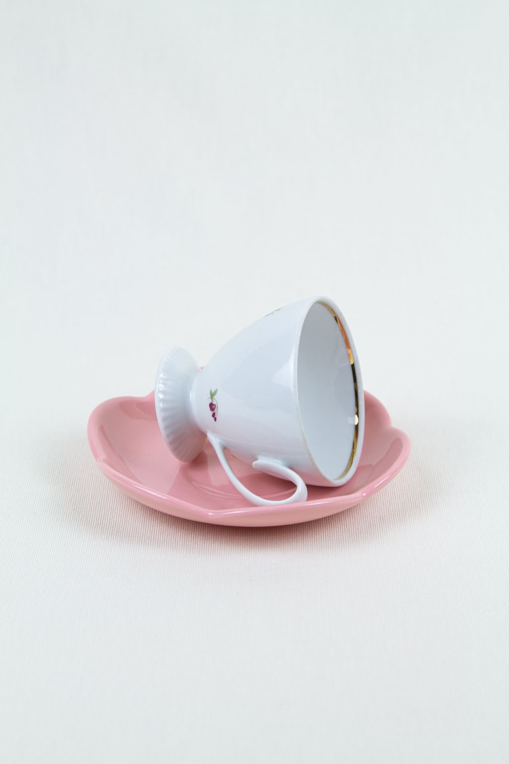 Filiżanka vintage ze spodkiem FLOR 