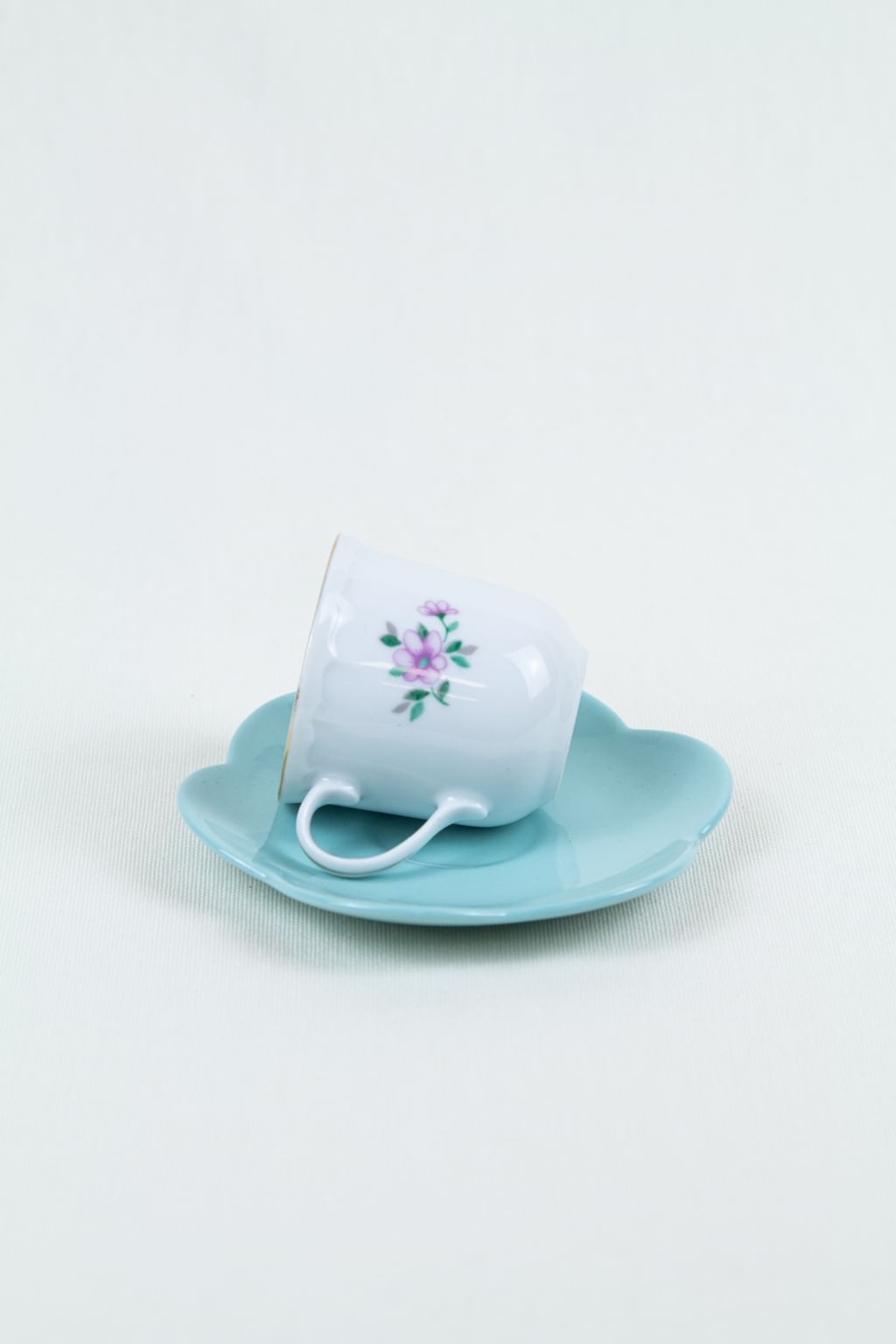 Filiżanka vintage ze spodkiem FLOR