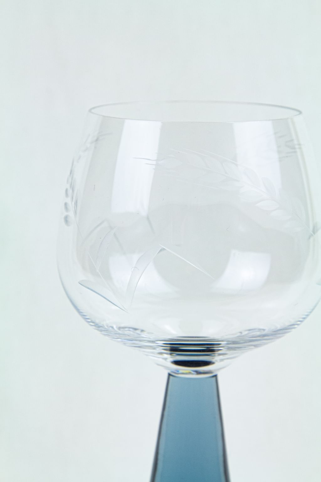 Kieliszek wysoki