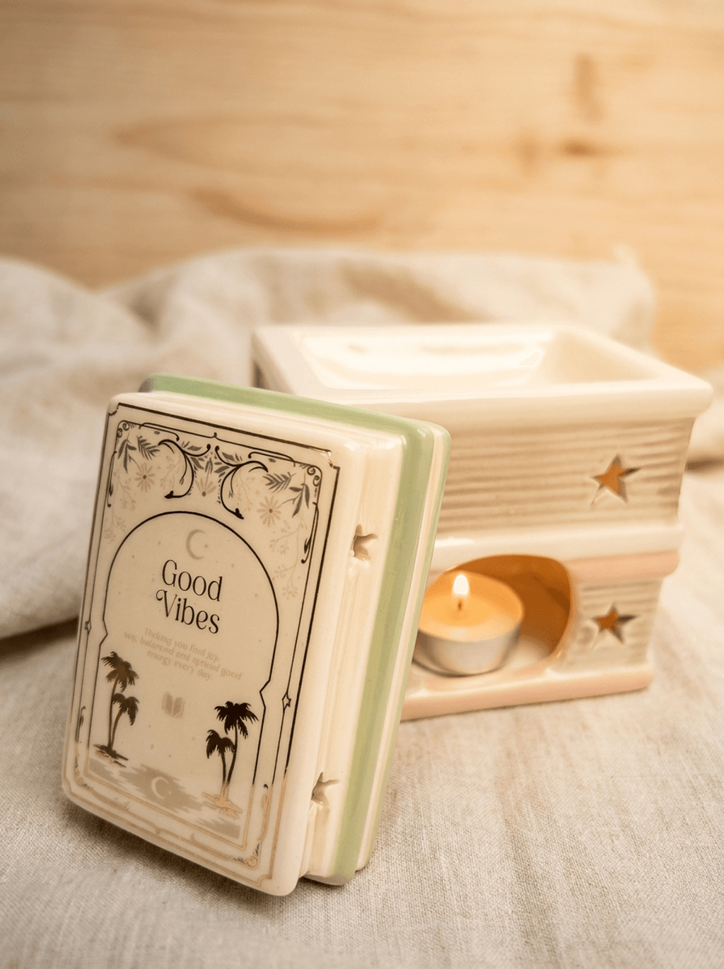 Ceramiczny kominek Bajkowa Biblioteczka