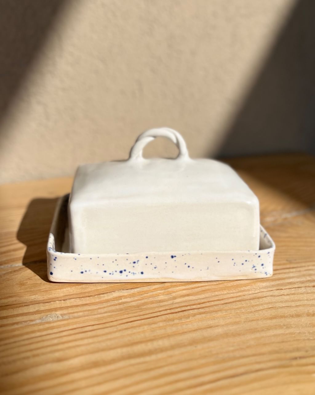 Maselnica White & Dots