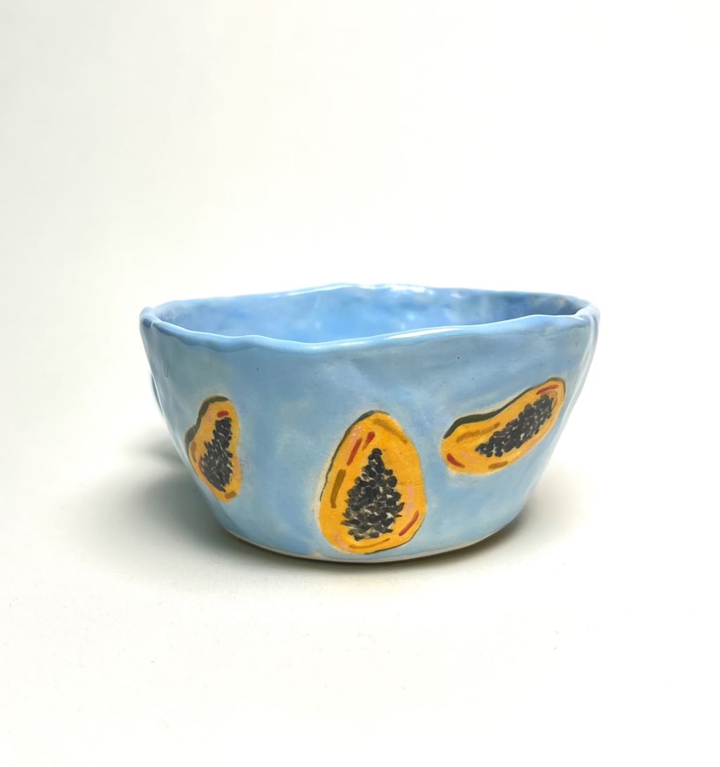 Filiżanka w malowane papaje