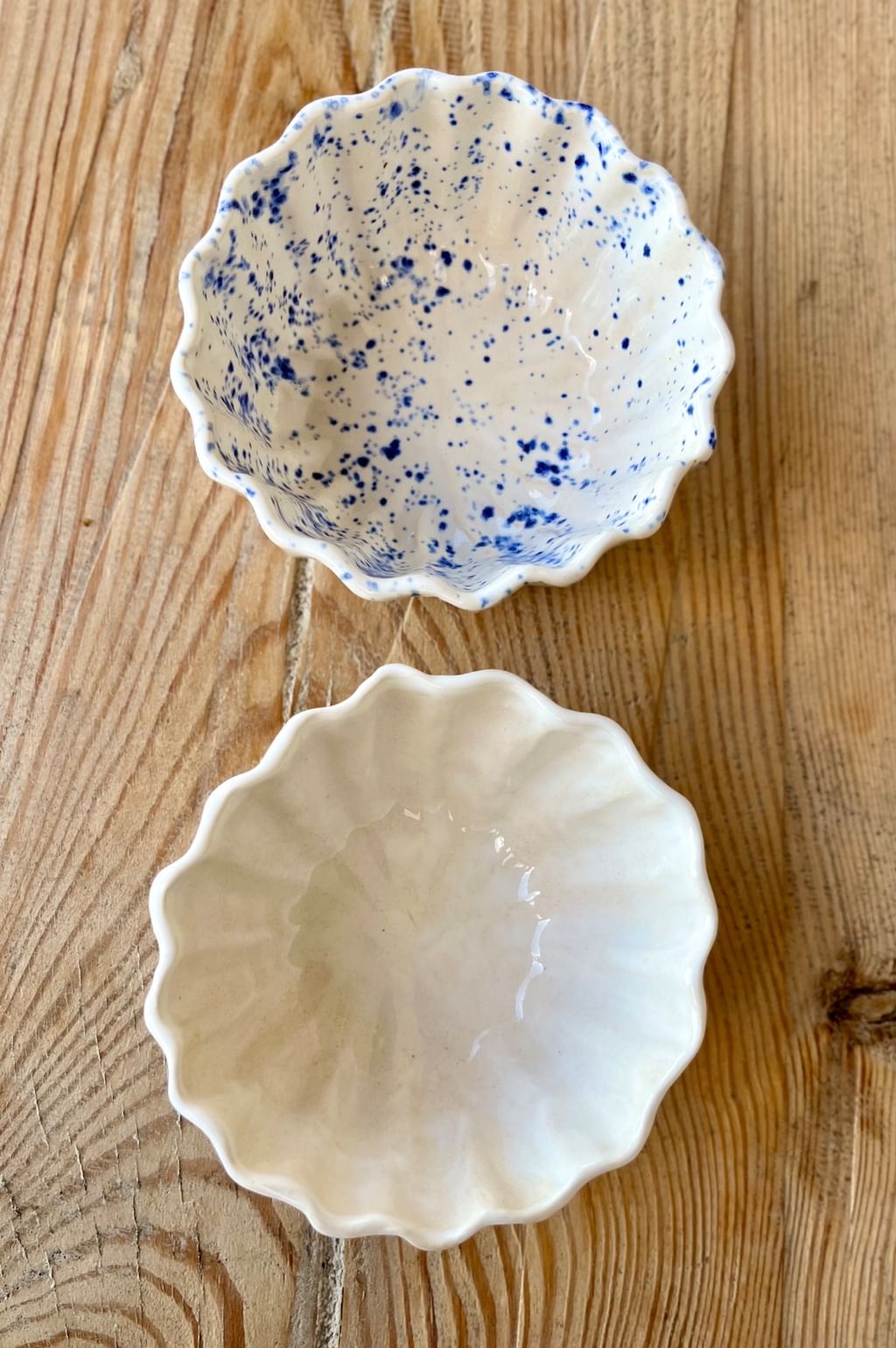 Miseczki Ruffle Bowls