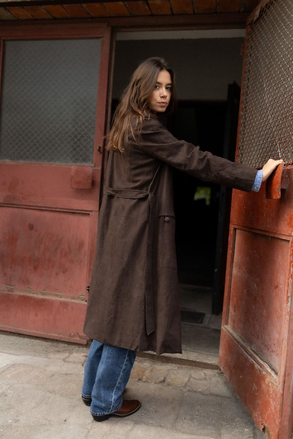 Aquascutum czekoladowy płaszcz S