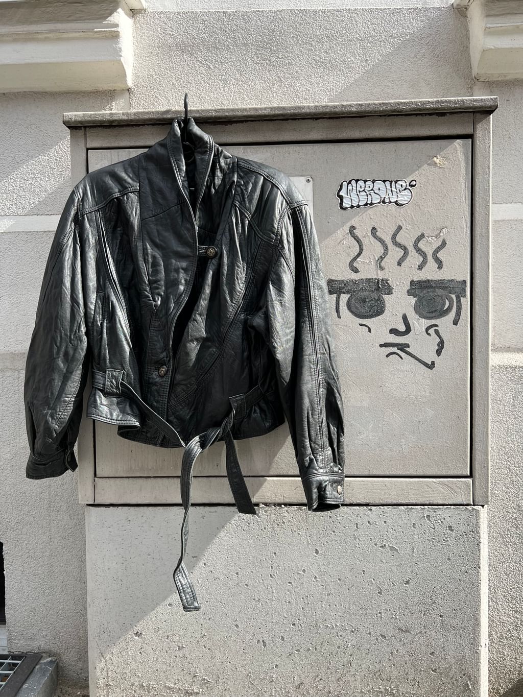 Czarna skóra nietoperz vintage M