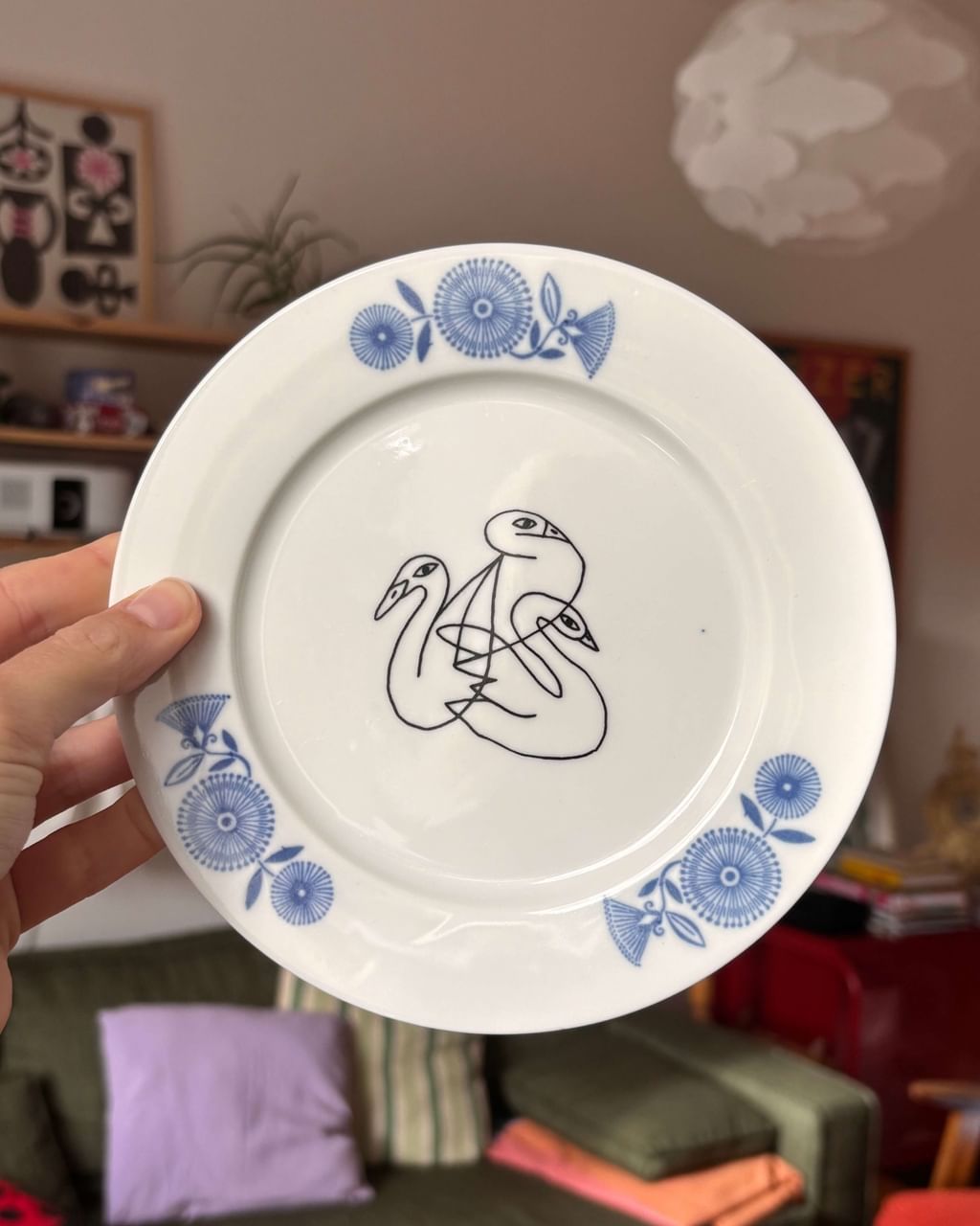 Talerzyk z łabędziami
