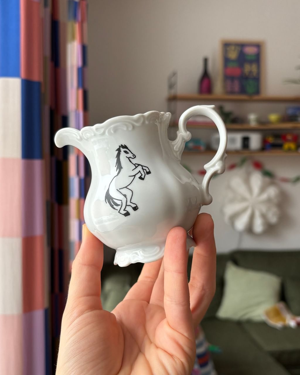 Dzbanuszek z koniem