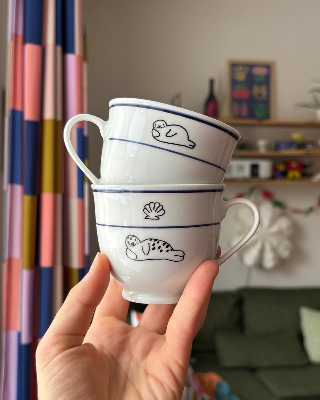 Kubeczek z foką i niebieskim brzegiem