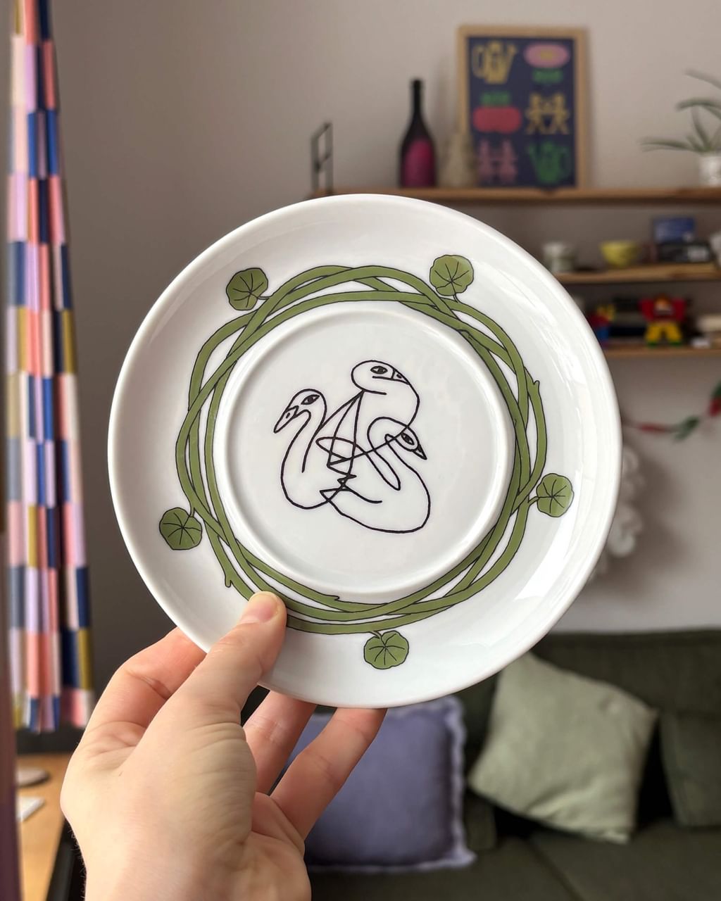 Talerzyk deserowy z łabędziami II