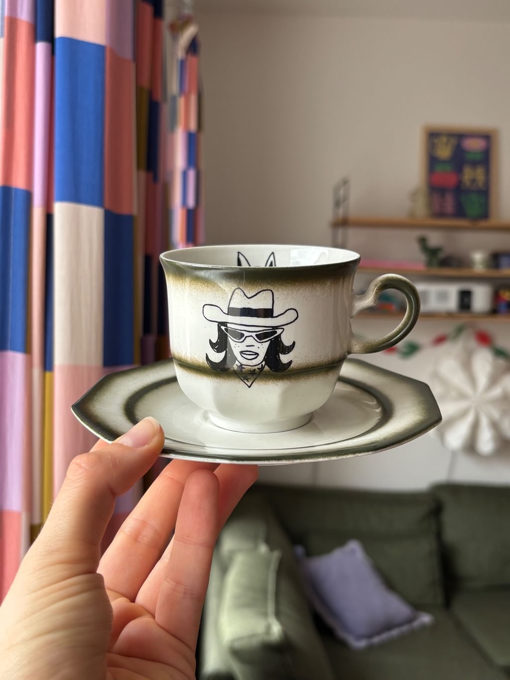 Filiżanka z kowbojką + spodek