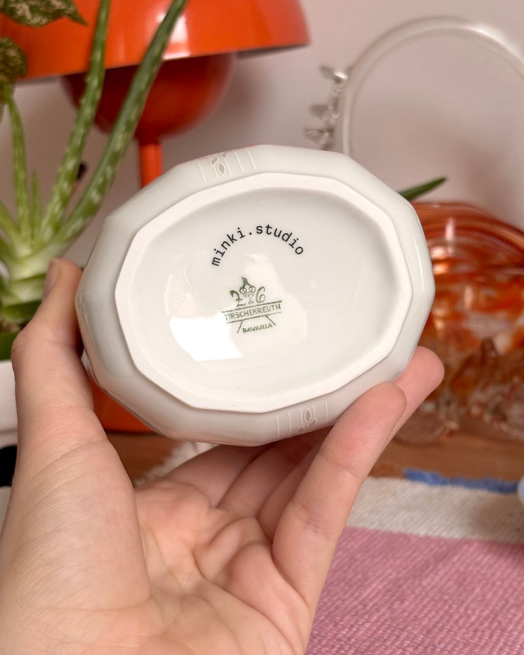 Cukierniczka z misiem i króliczkiem i kwiatkami