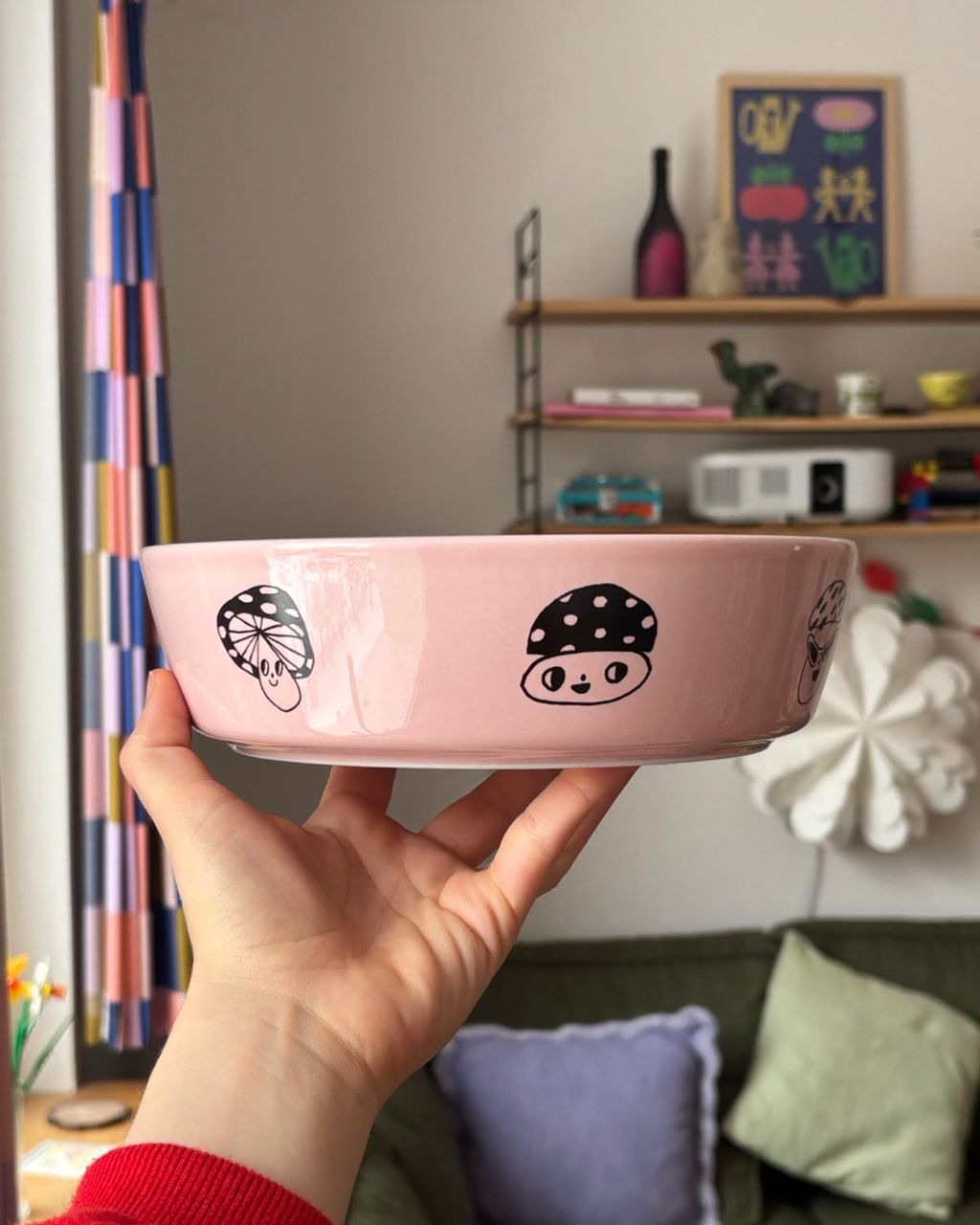 Duża miska z grzybkami