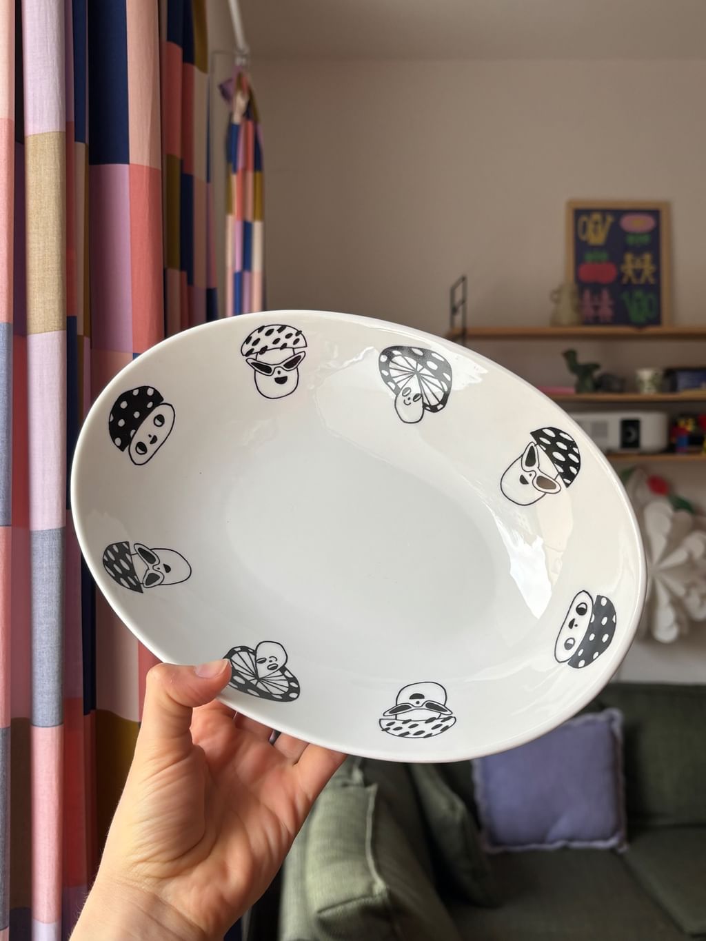 Duża misa z grzybkami 