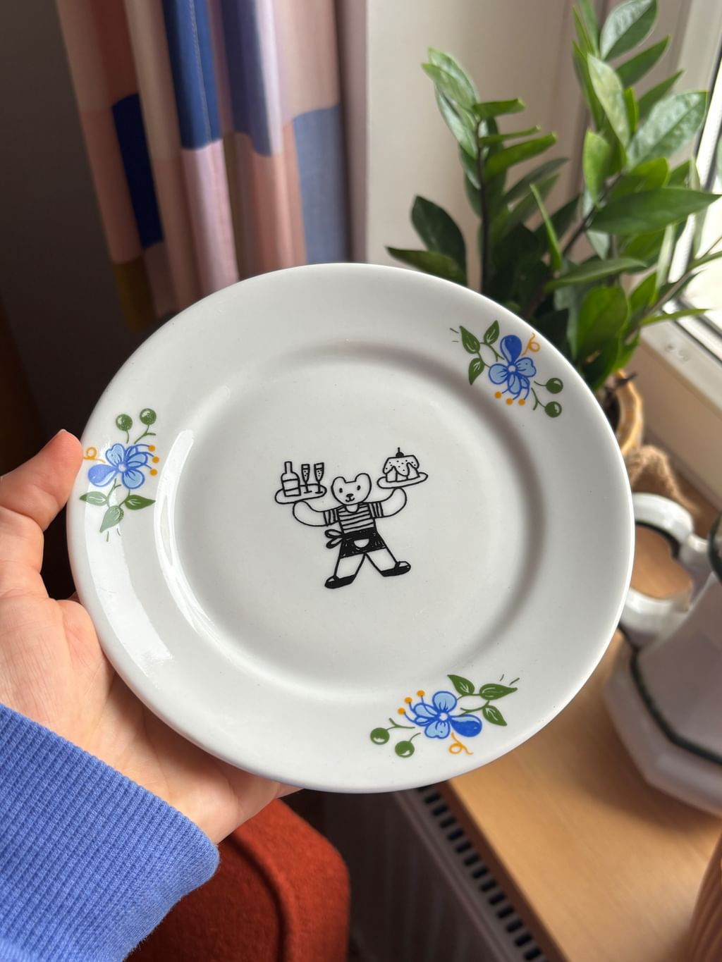 Talerzyk z misiem i kwiatkami