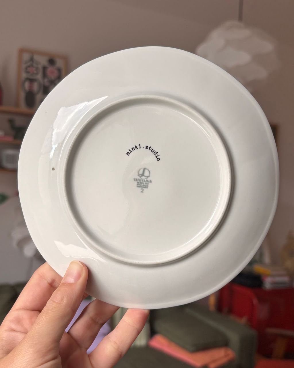 Talerzyk z łabędziami i kwiatkami