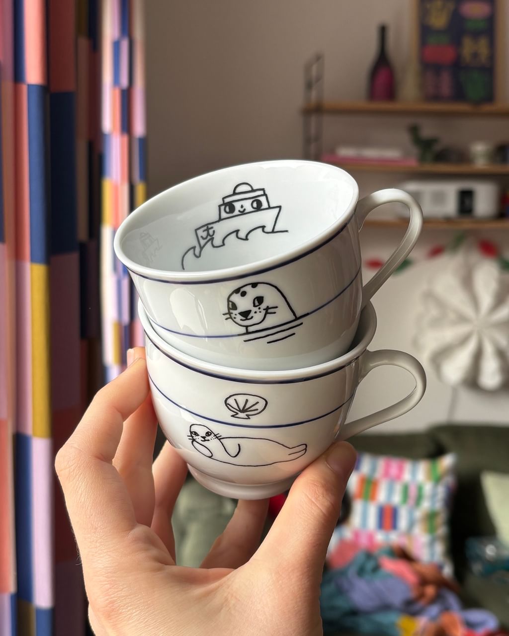 Zestaw 2 kubeczki z foką i statkiem