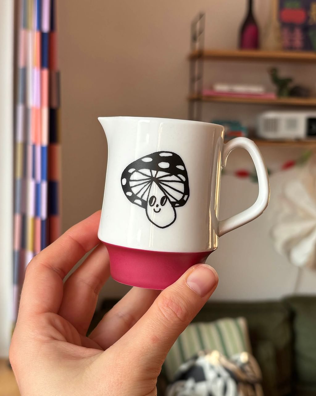 Dzbanuszek z grzybkiem - bordowy