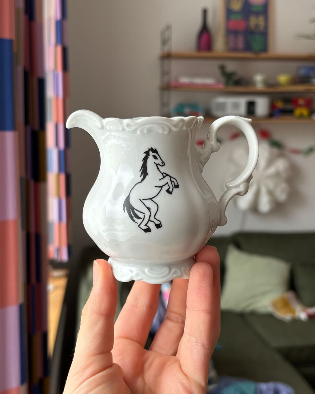 Dzbanuszek z koniem