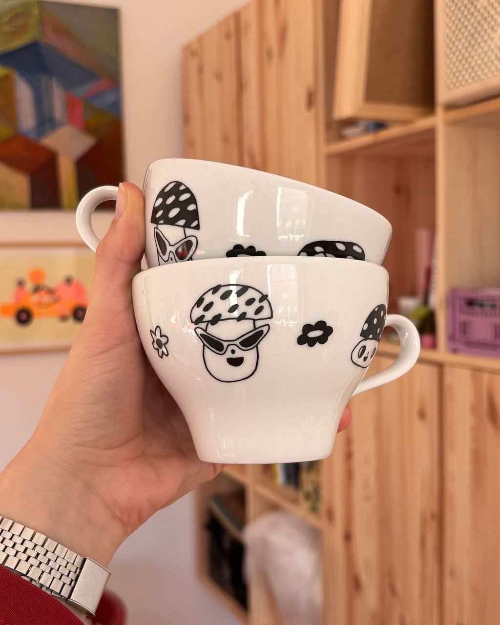 Duża filiżanka z grzybkami