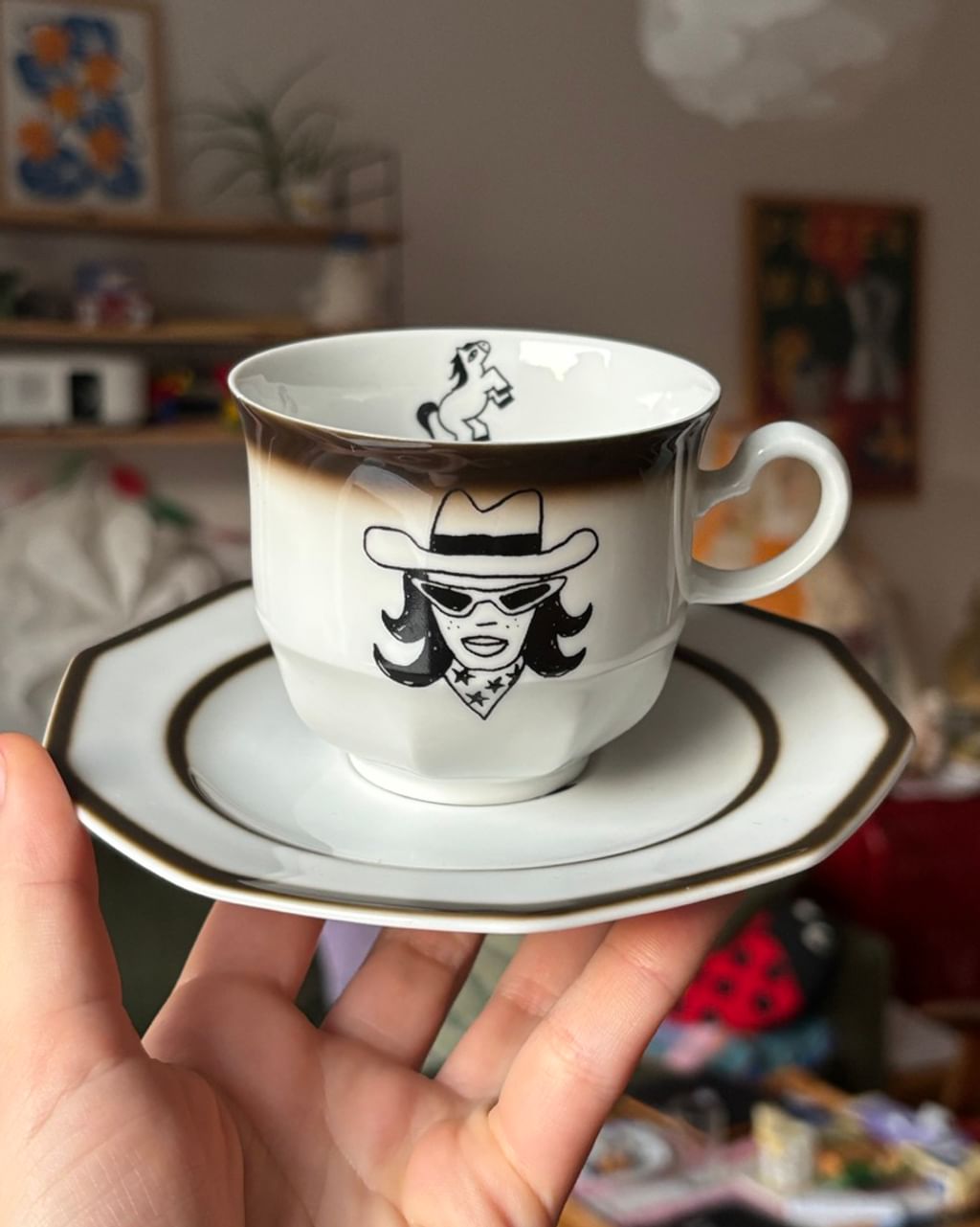 Filiżanka z kowbojką  + spodek