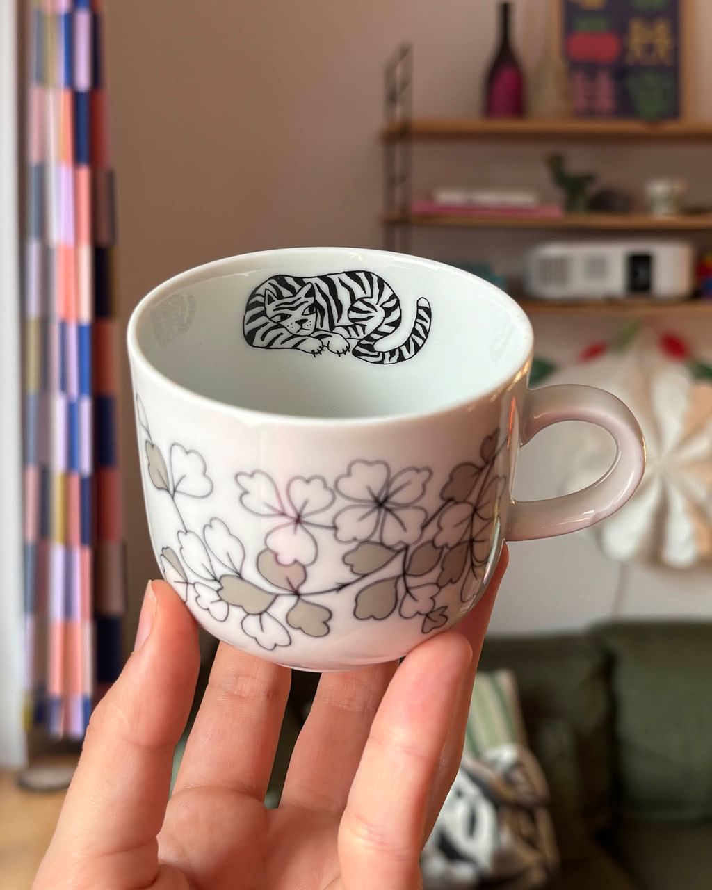 Filiżanka z tygrysem