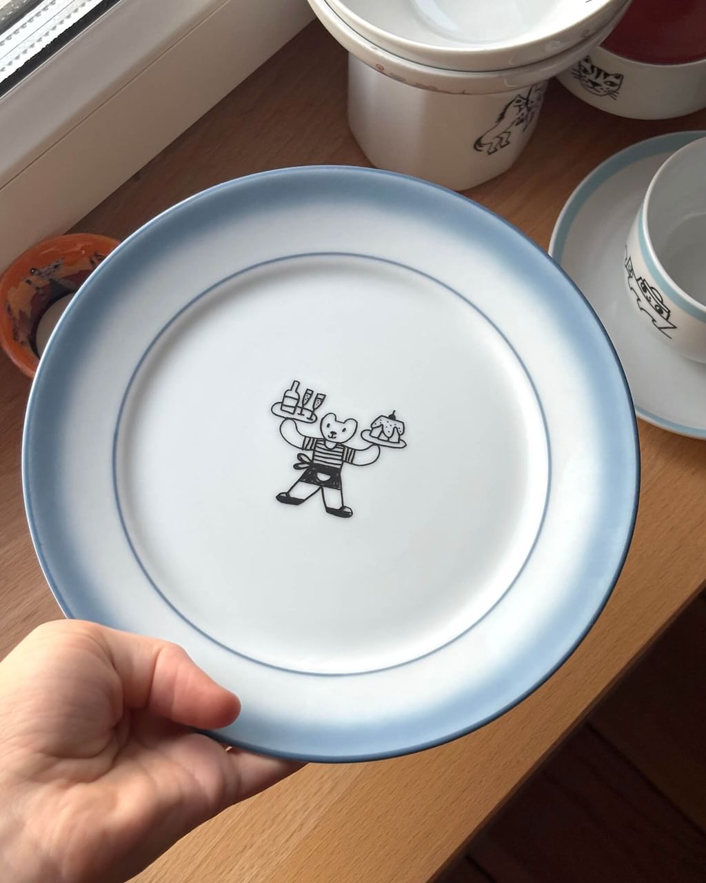 Talerz z misiem – niebieski