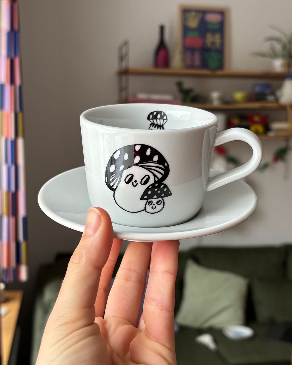 Filiżanka z grzybkami + spodek