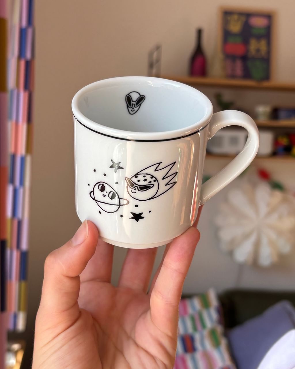 Kubeczek planety i ufo