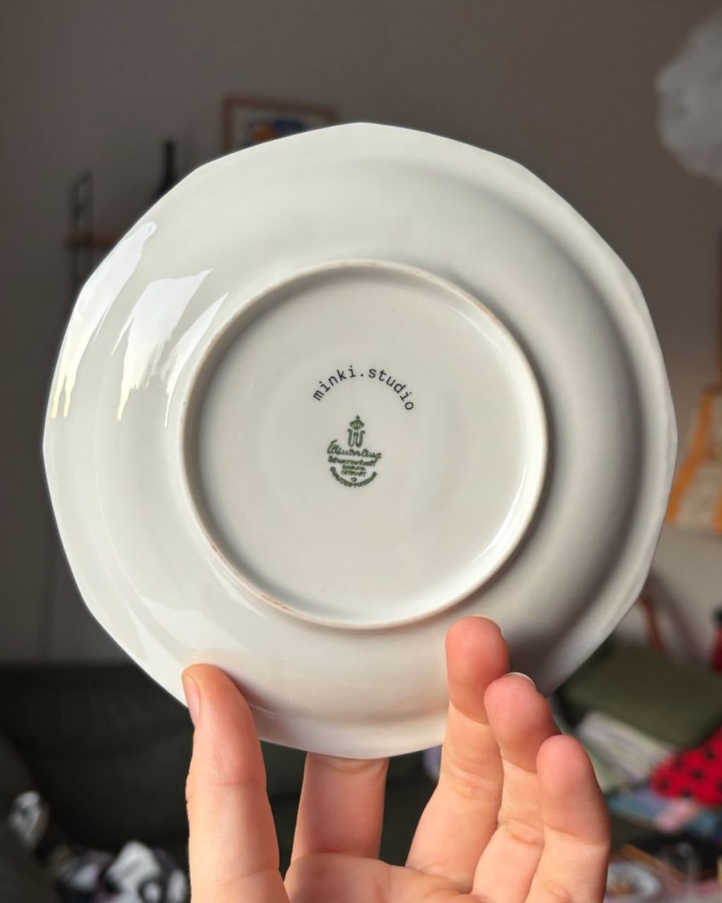 Talerzyk z kowbojką i kwiatkami