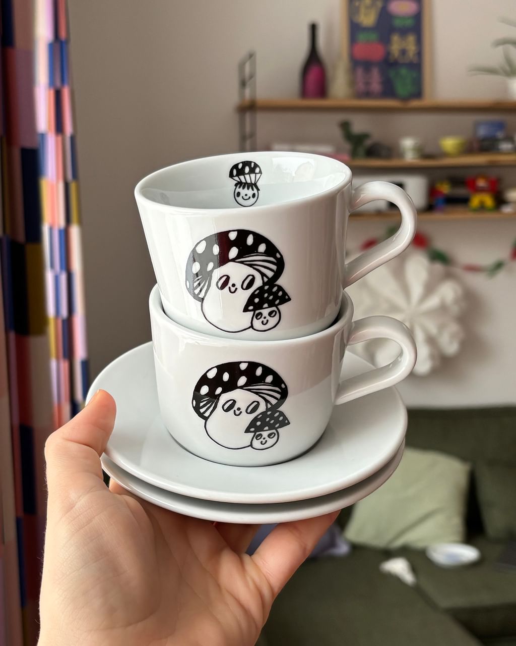 Filiżanka z grzybkami + spodek