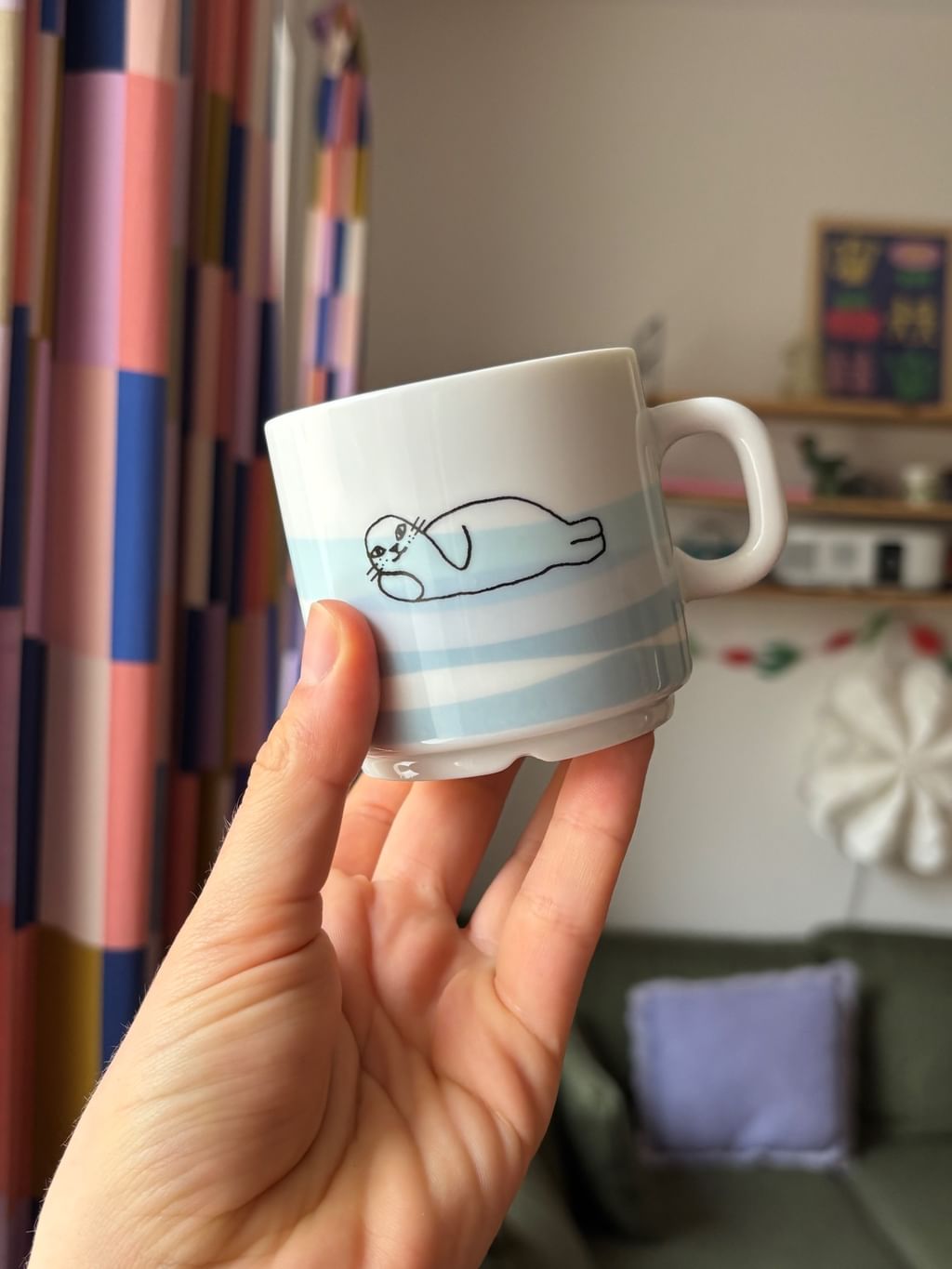 Filiżanka z foczką z falami + spodek