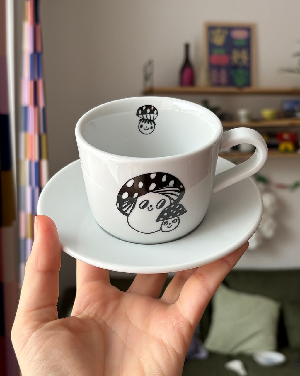 Filiżanka z grzybkami + spodek