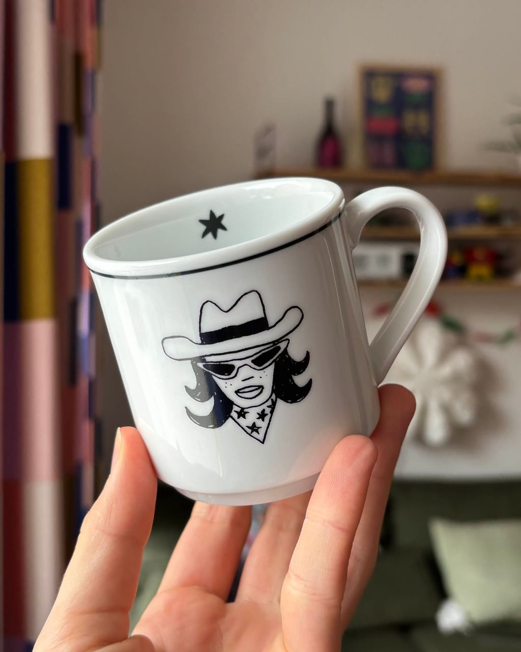 Zestaw 2 kubeczki z kowbojką i końmi