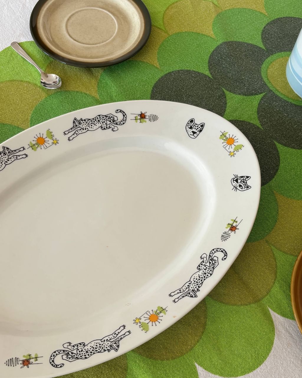 Duży półmisek z gepardami