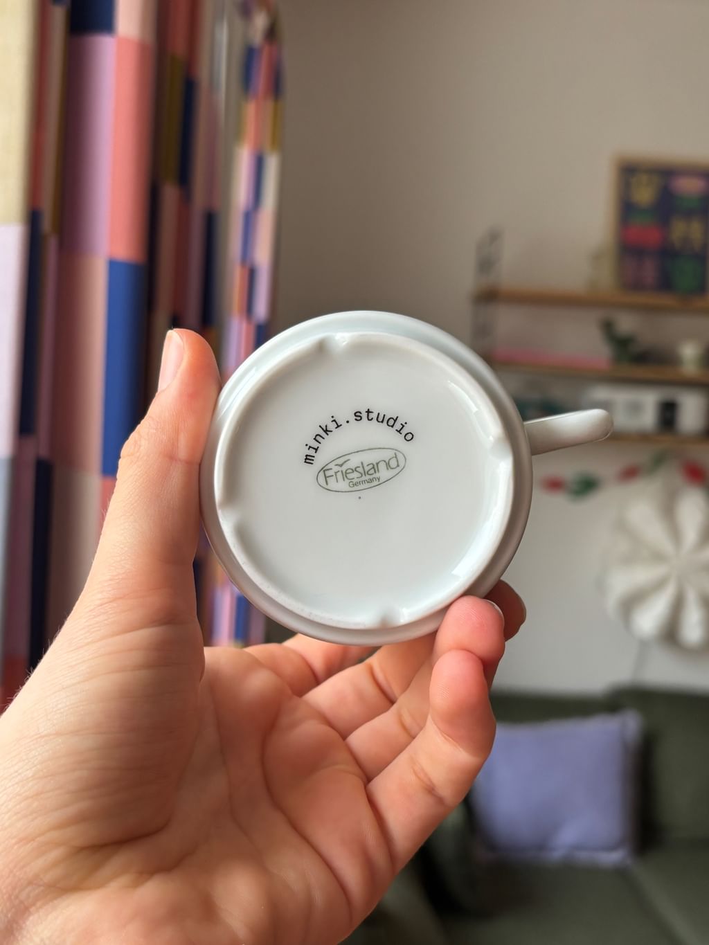 Filiżanka z foczką z falami + spodek