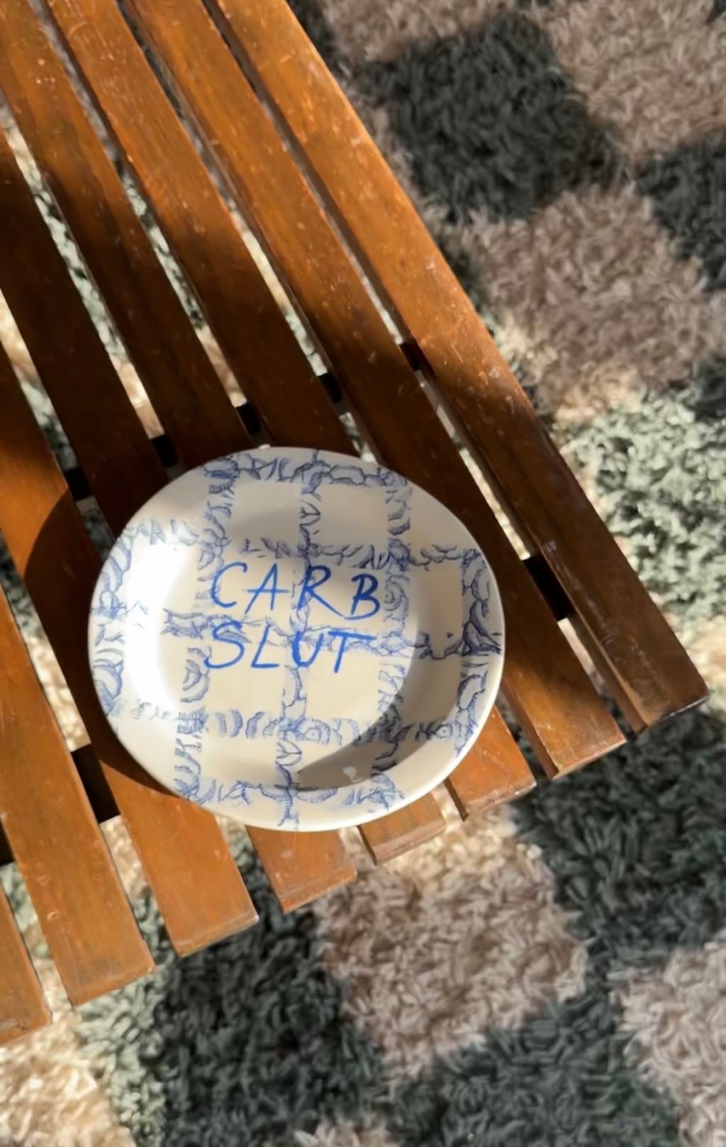 Talerz " Carb Slut "