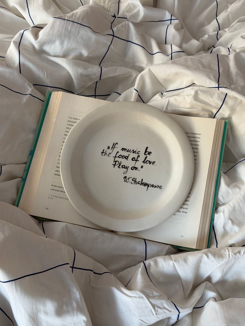 Talerz “If music be the food..."