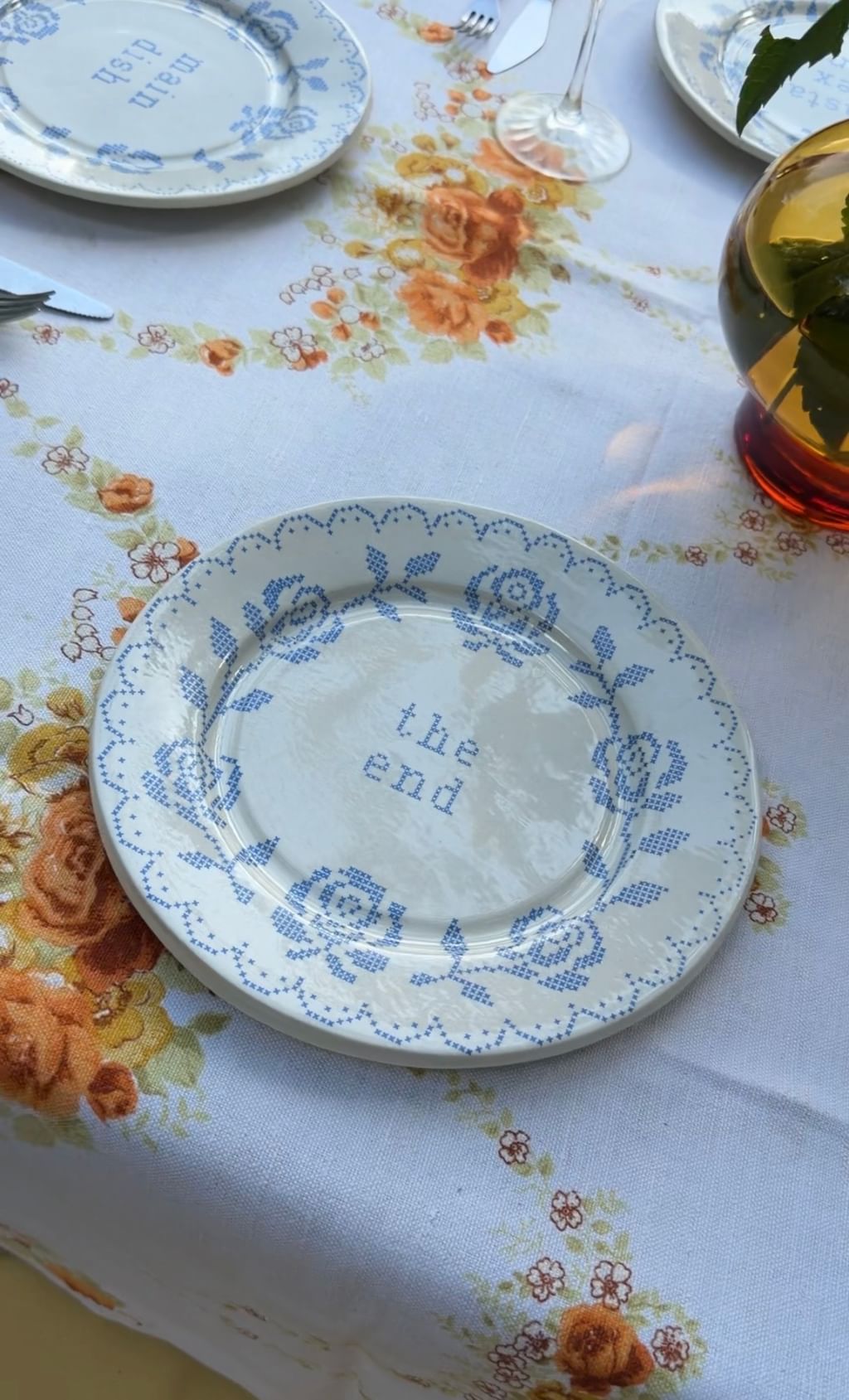 Talerz " The End "