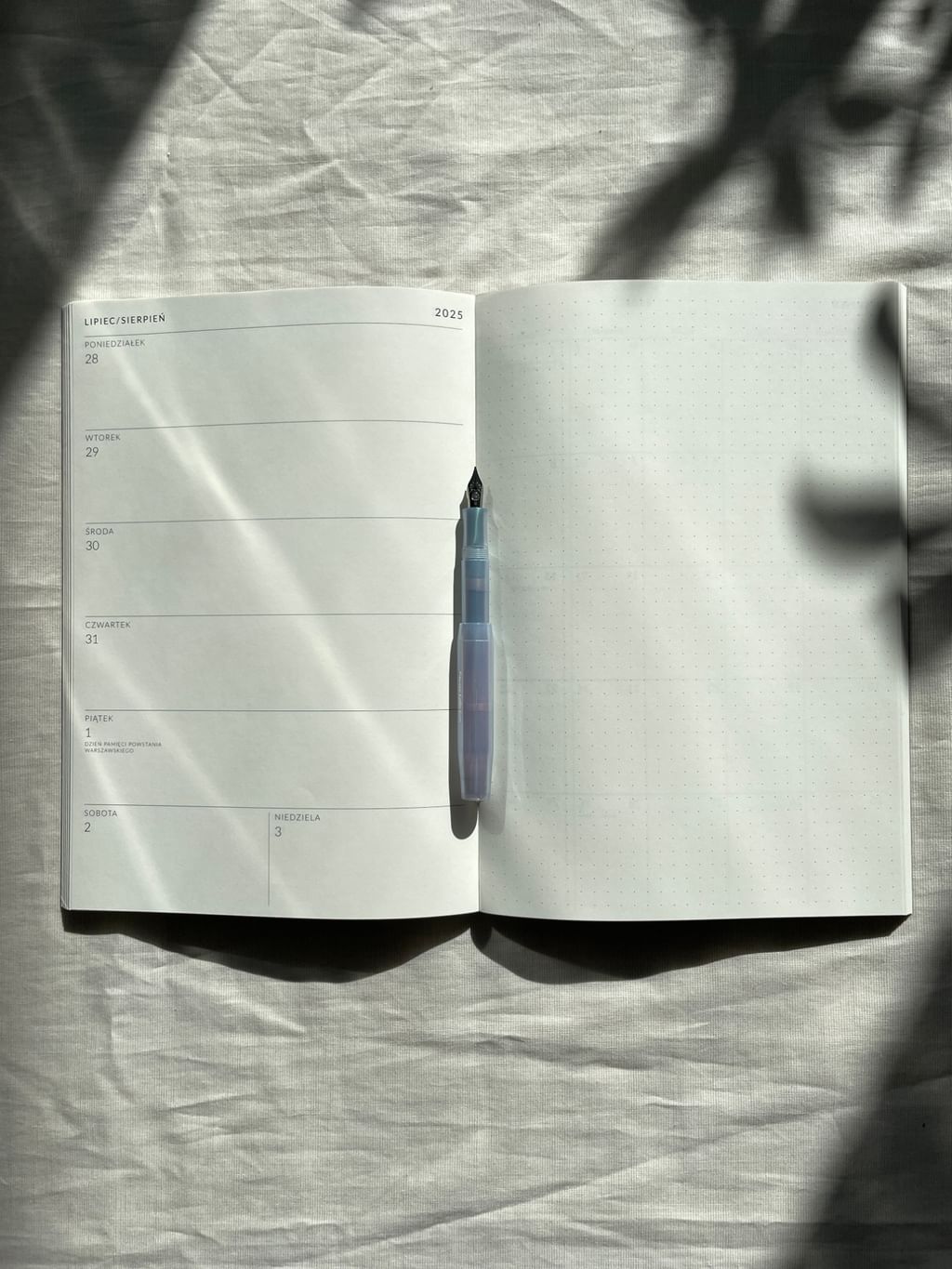 KALENDARZ 2026 układ poziomy 