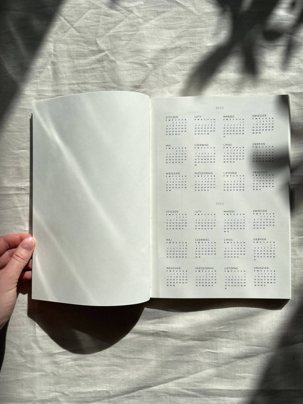 KALENDARZ 2026 układ poziomy 