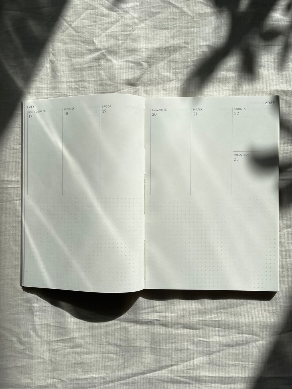 KALENDARZ 2026 układ pionowy