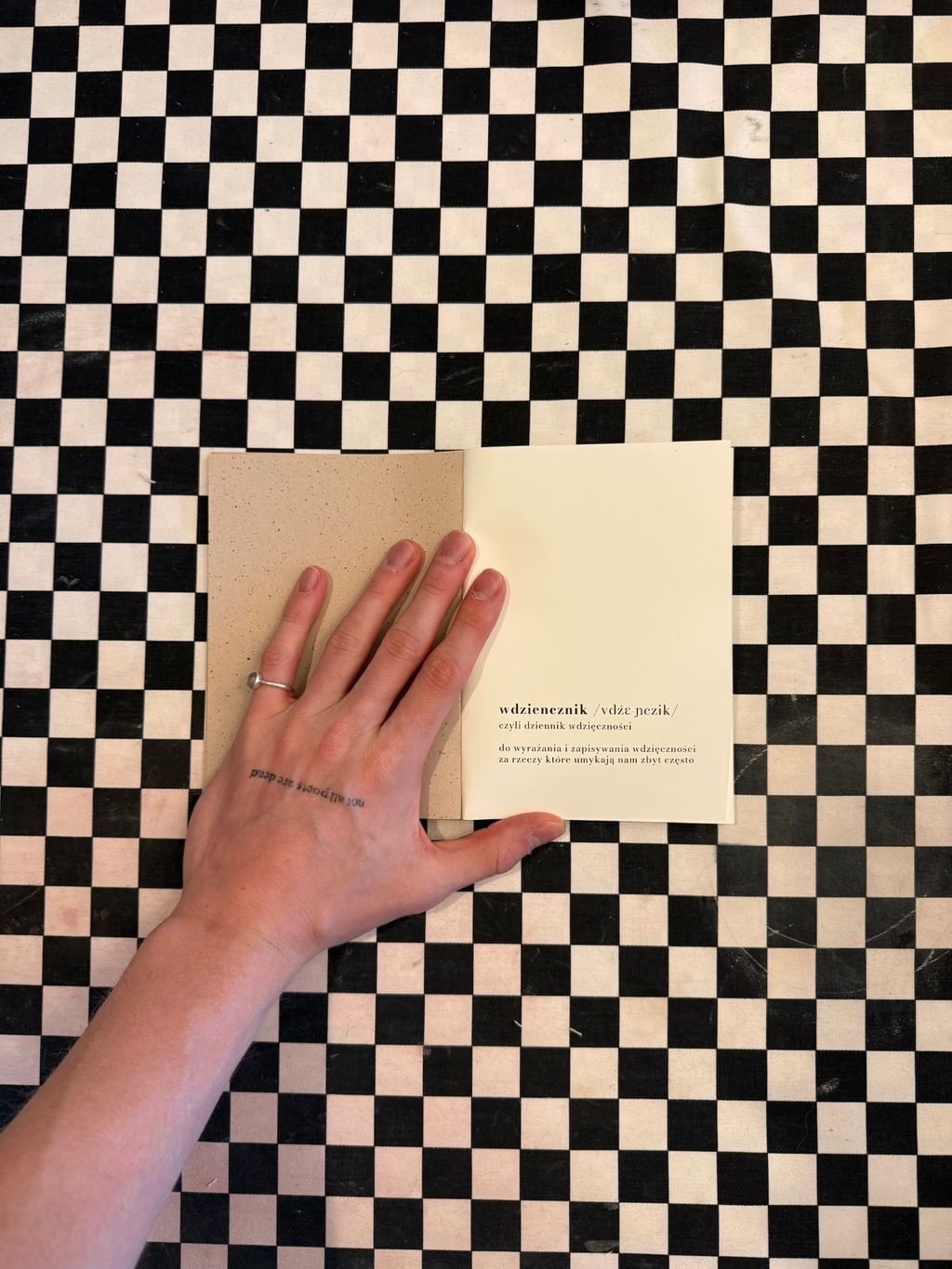 WDZIENCZNIK beżowo-oliwkowy