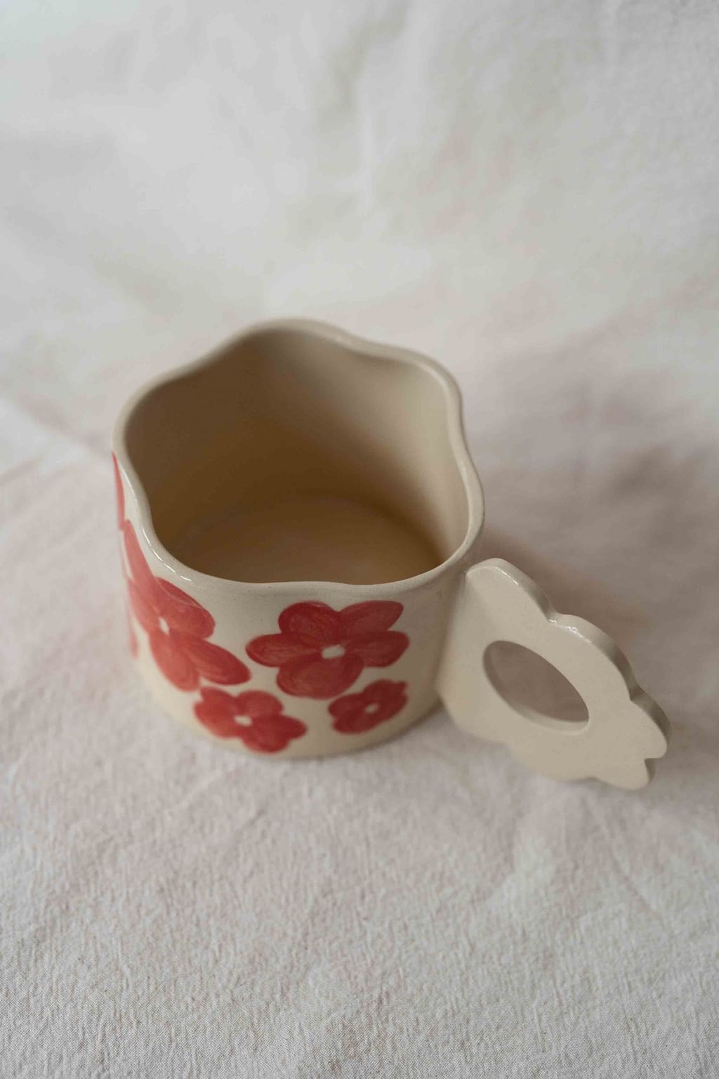 kubek kwiat czerwieni